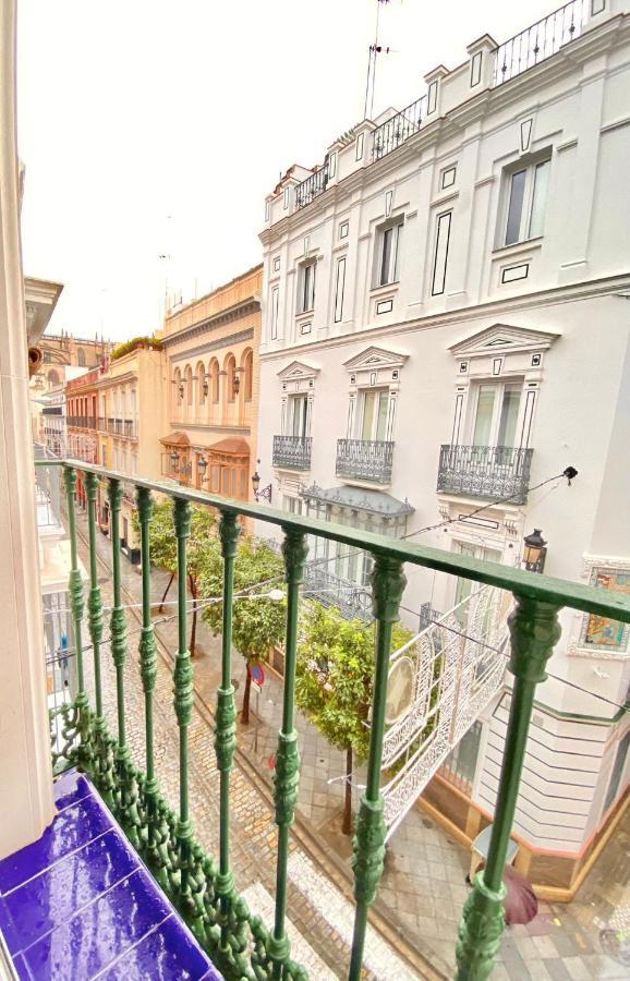 Comfortable Studio Old Town, Parking Optional Sevilla Eksteriør billede